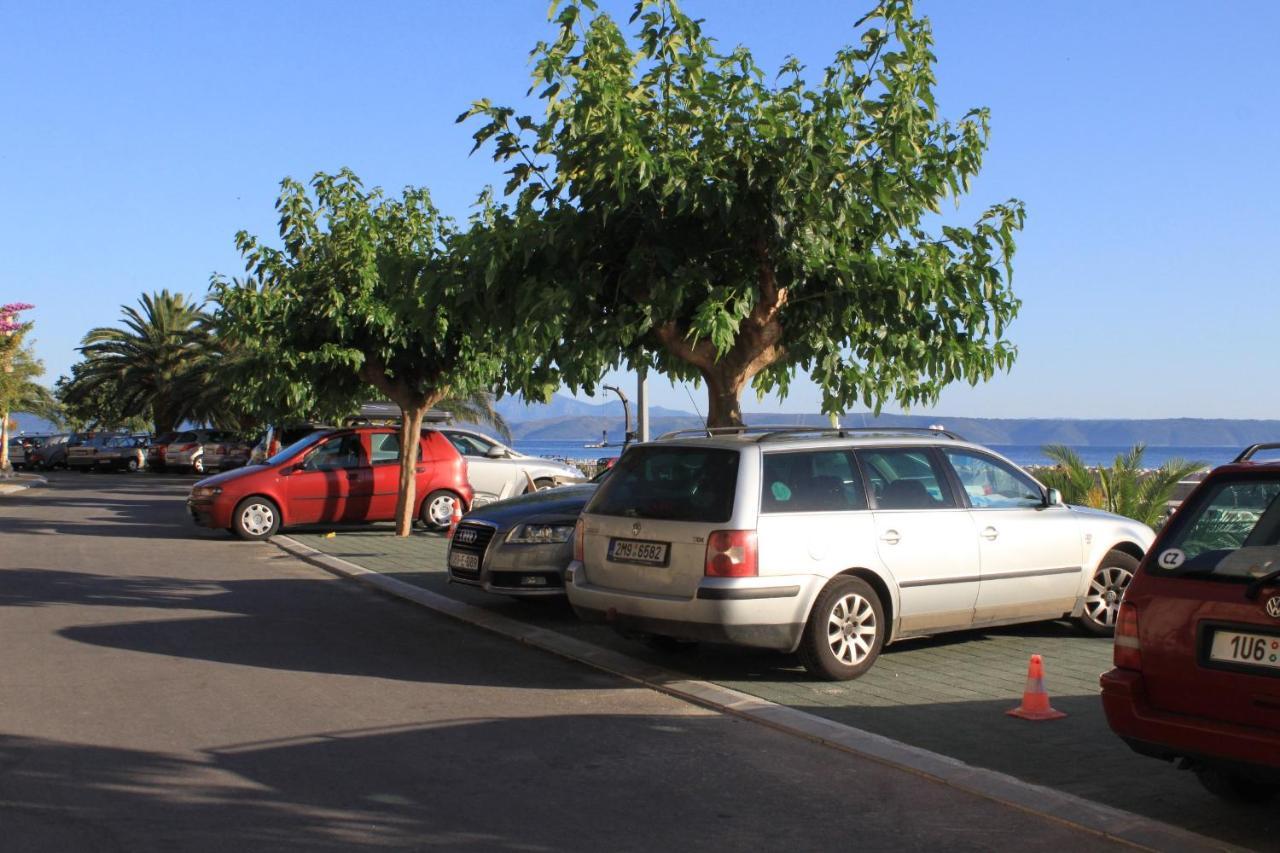 Apartments By The Sea Podgora, Makarska - 6596 Екстериор снимка